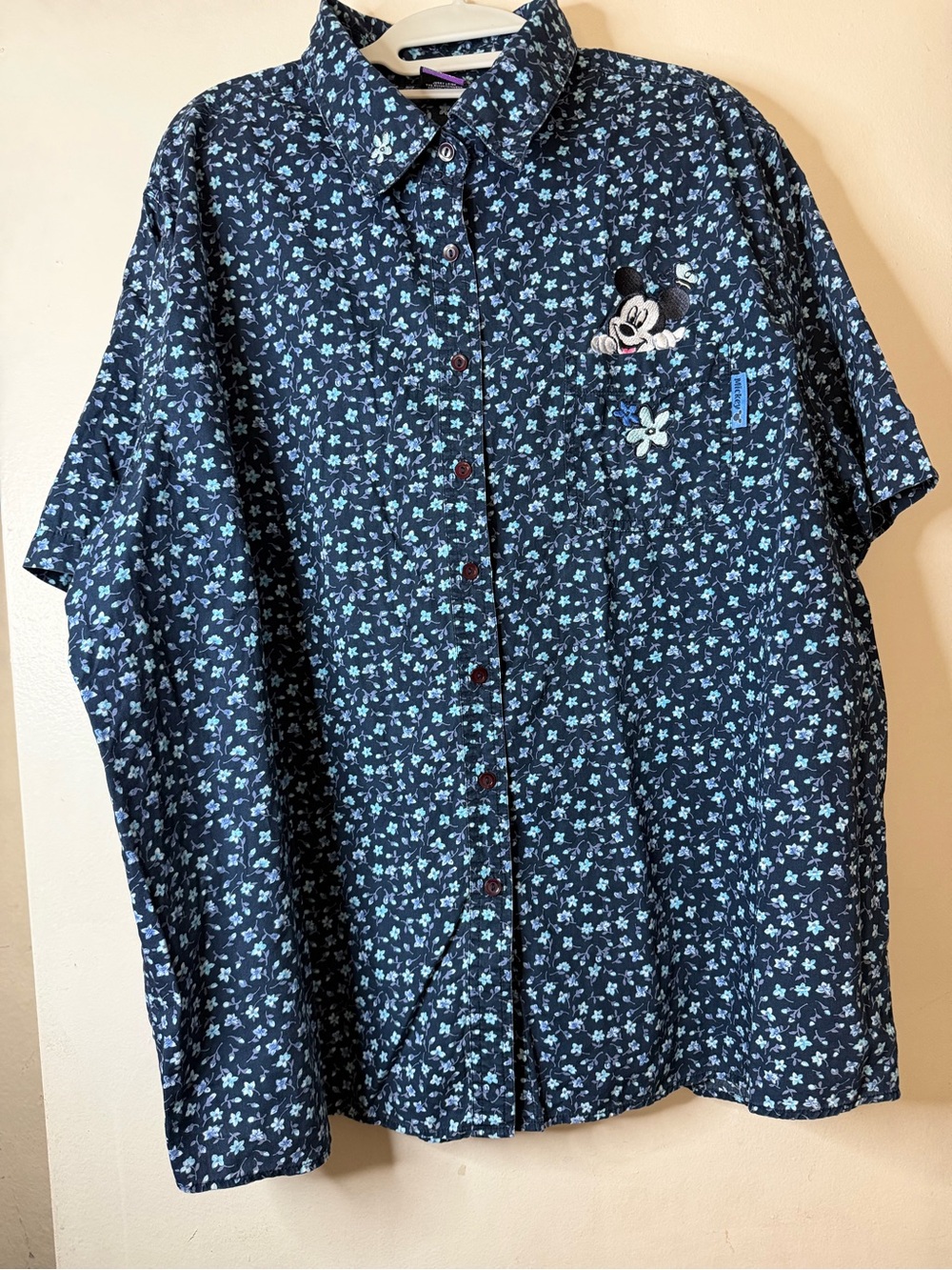 Vintage Disney Mickey Unlimited Minnie Mouse Floral Button Front Shirt Women’s